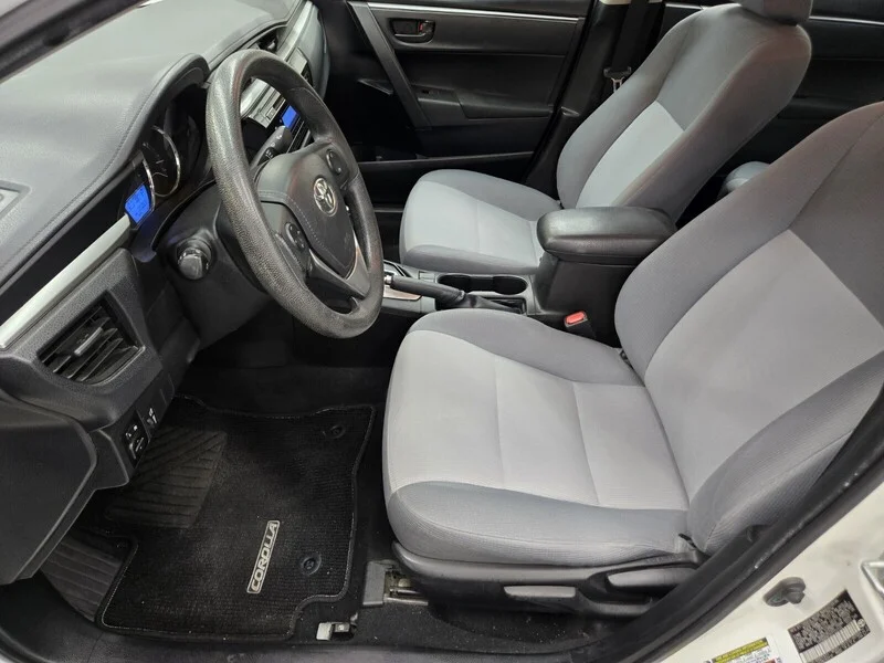 Used 2014 SUPER WHITE Toyota L image 7