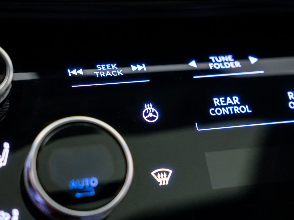 Used 2023 Mineral INFINITI Sensory image 30