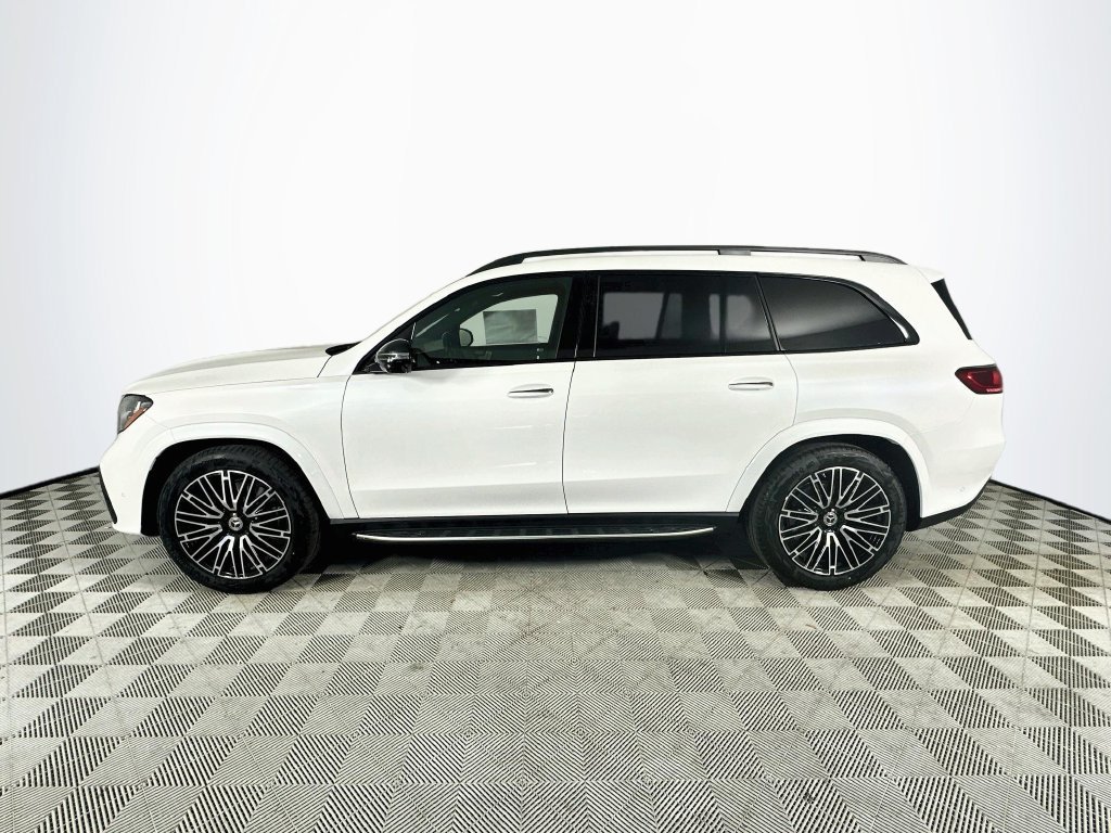 New 2027 MANUFAKTUR Moonlight White Metallic Mercedes-Benz GLS 450 image 39