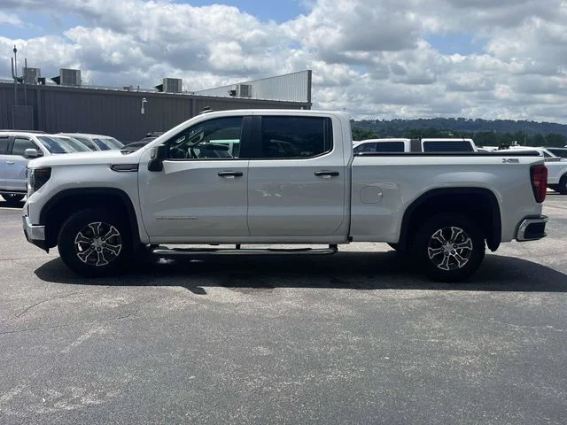 Used 2024 Summit White GMC Pro image 7