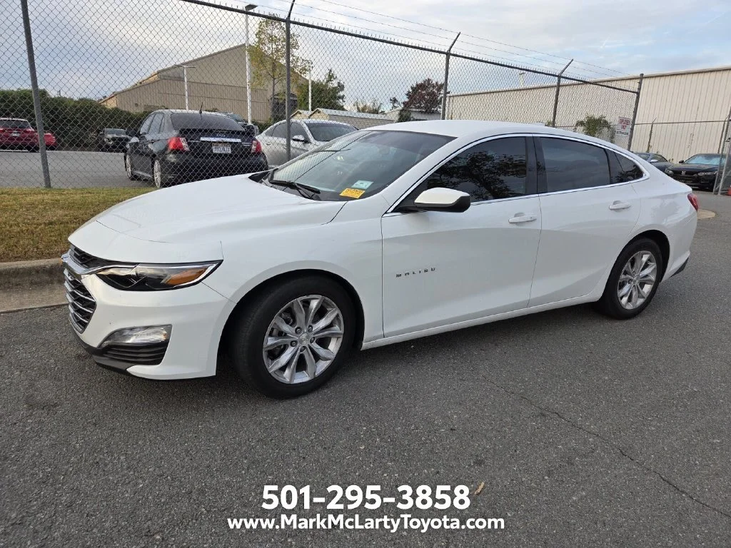 Used 2023 White Chevrolet LT image 8