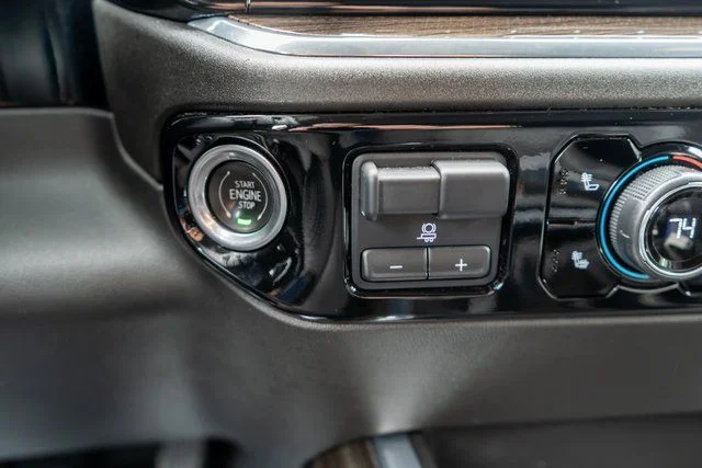 Used 2023 White Chevrolet RST image 21
