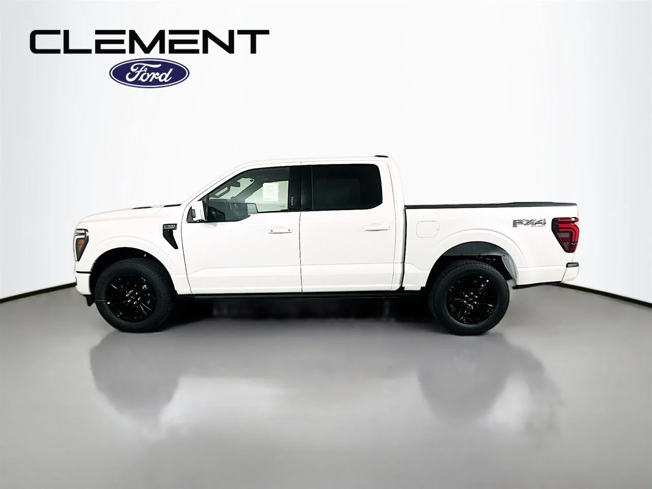New 2026 Star White Metallic Tri-Coat Ford Platinum® image 4
