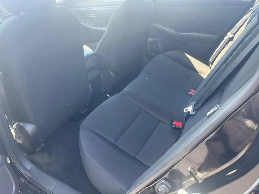 Used 2024  Nissan S image 16