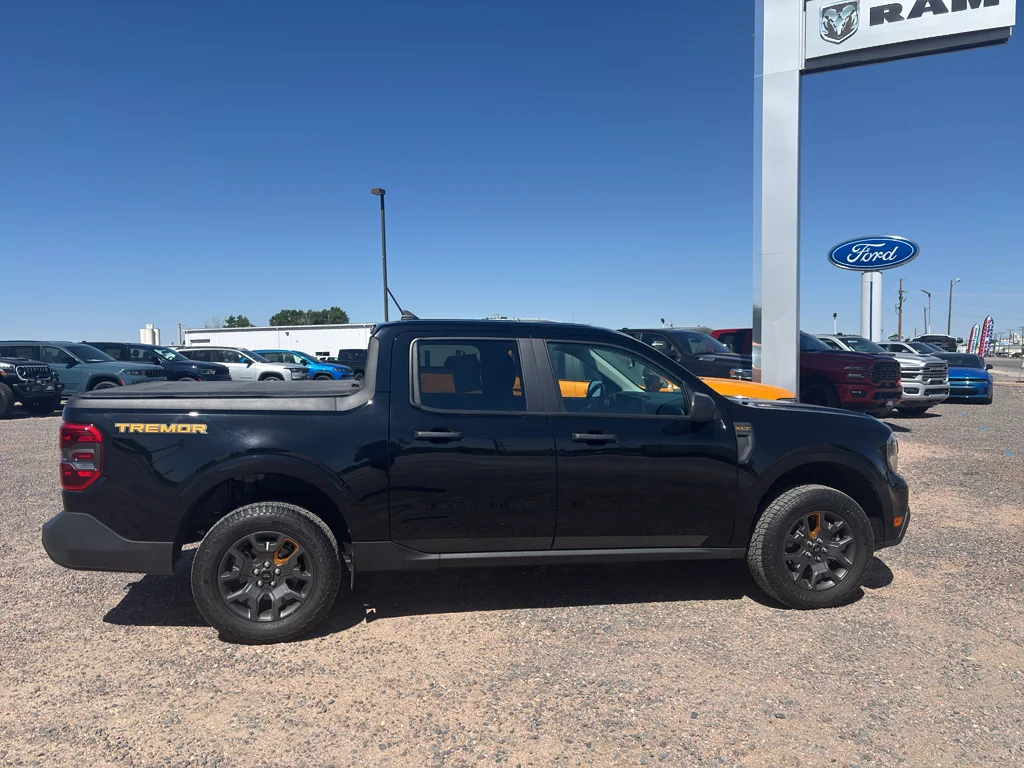 Used 2024 Shadow Black Ford XLT Advanced image 7