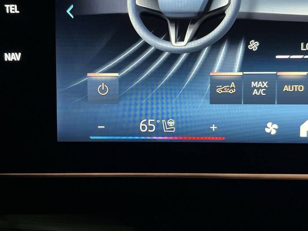 Used 2026 Blue BMW xDrive28i image 19