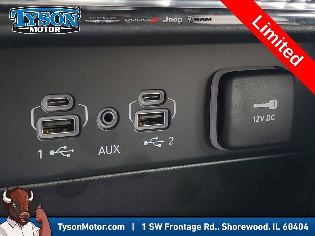 New 2025 Silver Zynith Exterior Paint Jeep Limited image 32