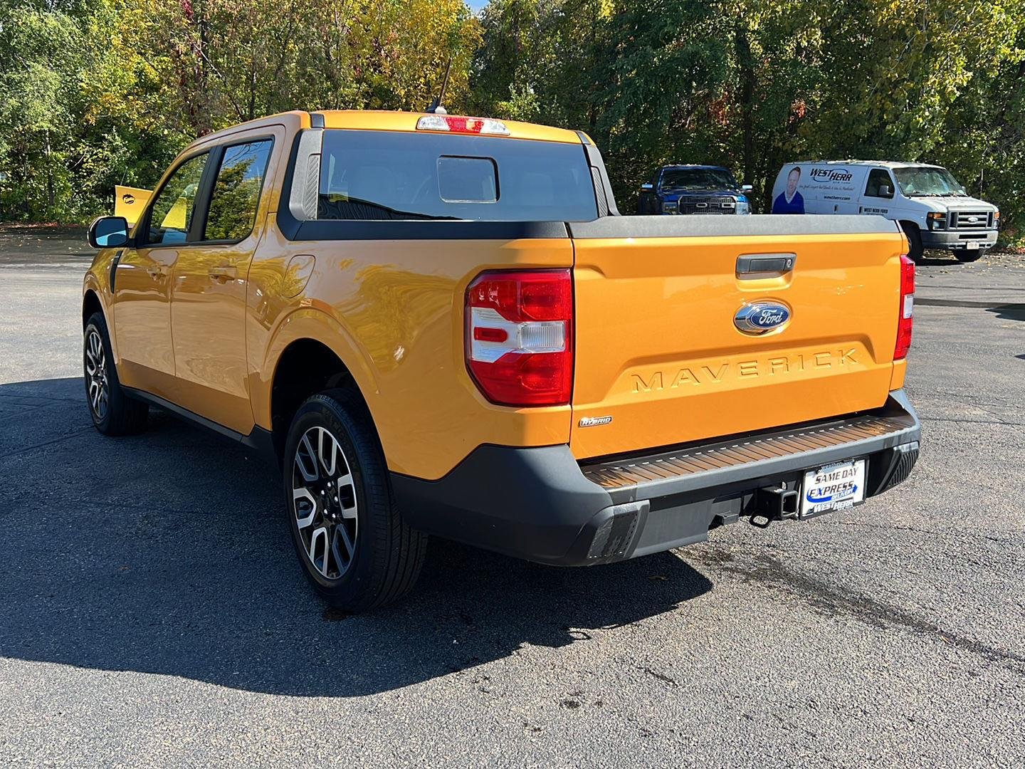 Used 2023 Cyber Orange Metallic Tri-Coat Ford LARIAT image 3