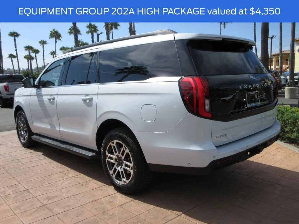 Certified Used 2025 Space Silver Ford Active image 2