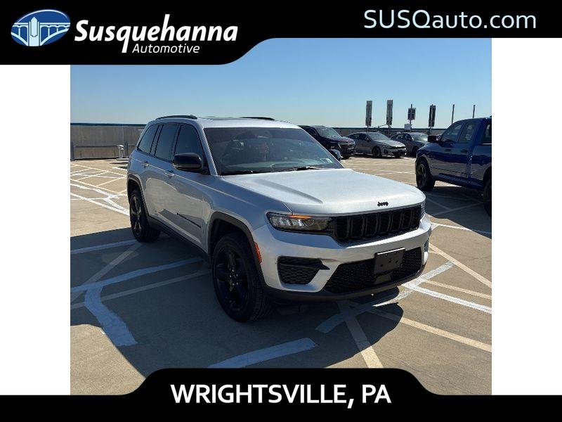 2024 Jeep Grand Cherokee Altitude X 4x4's photo