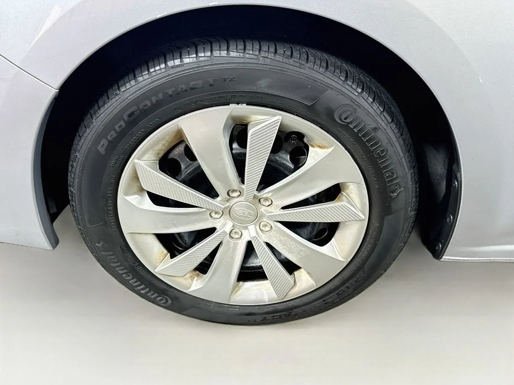 Certified Used 2022 Silver Subaru Base image 37