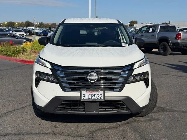 Used 2024 White Nissan S image 3