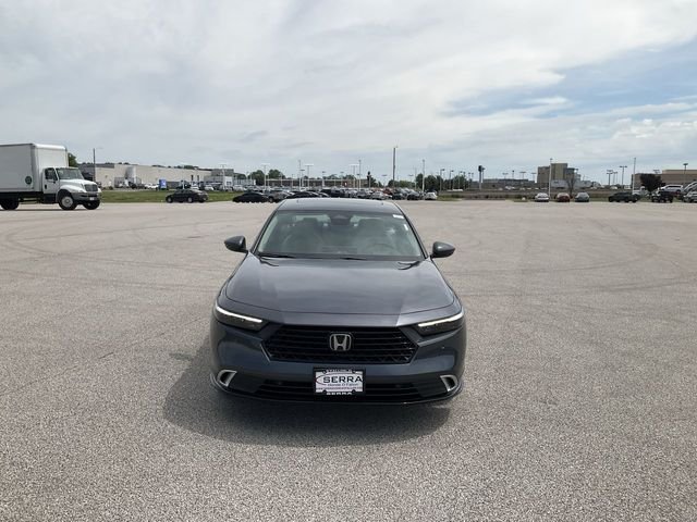 New 2026 Meteorite Gray Metallic Honda Touring image 11