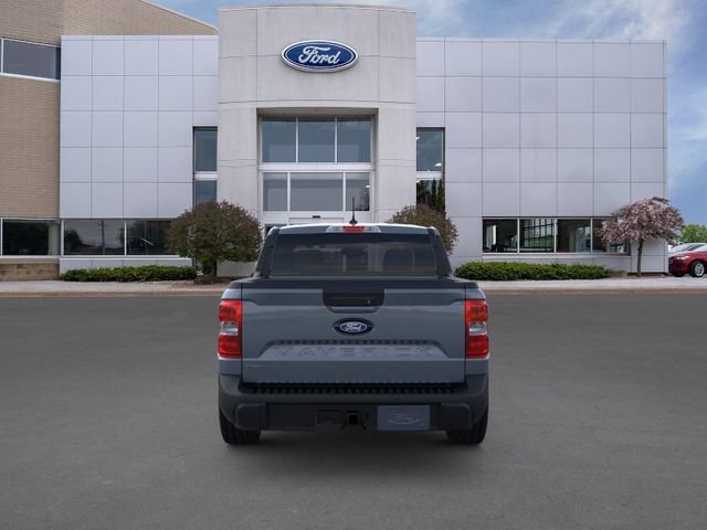 New 2025 Azure Gray Metallic Ford XLT image 5