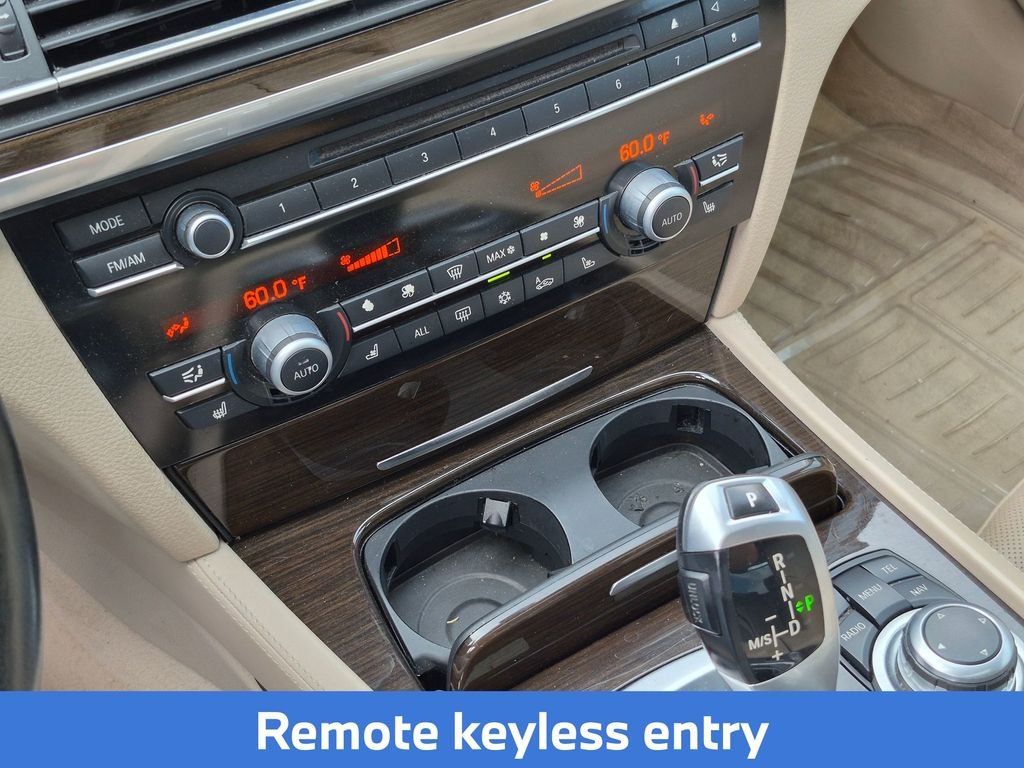 Used 2009 White BMW 750Li image 25