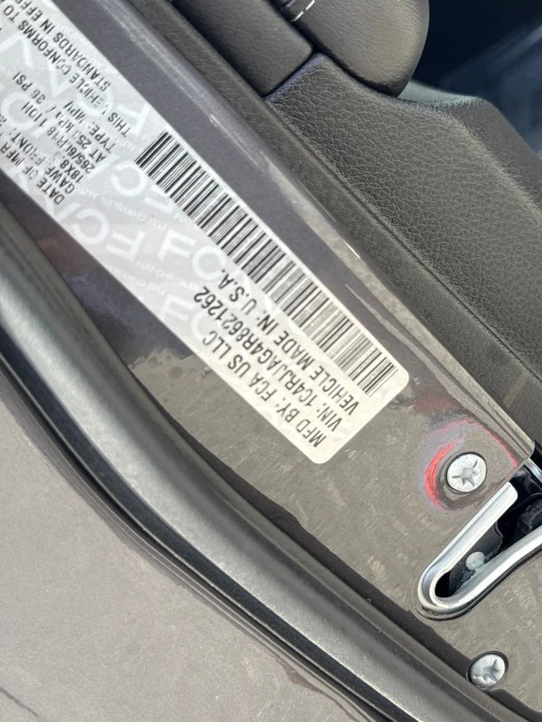 Used 2024 Gray Jeep Laredo X image 30
