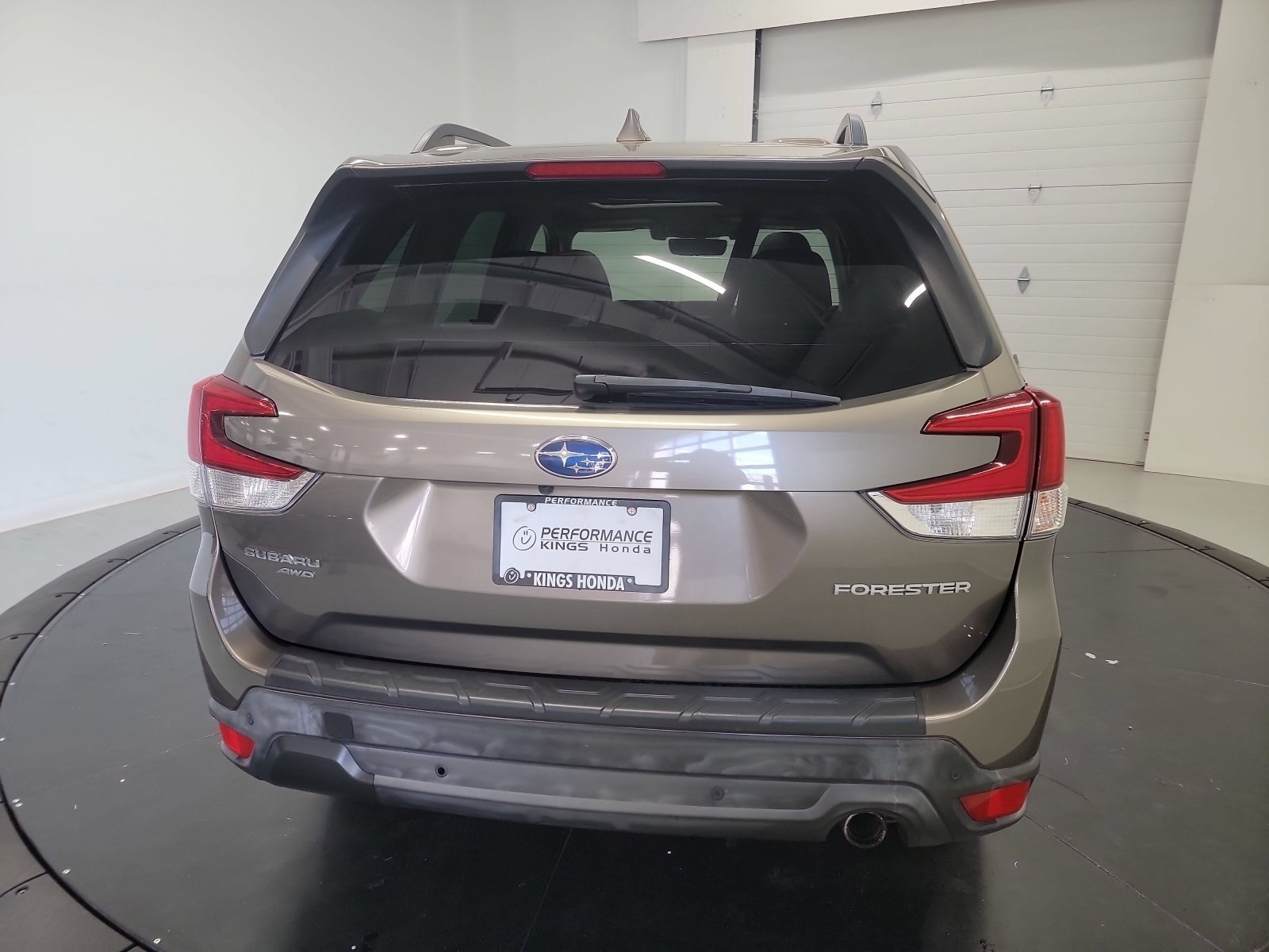 Used 2020 Sepia Bronze Metallic Subaru Limited image 6