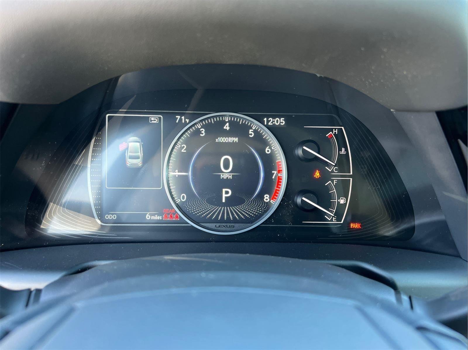 2025 Lexus ES 350 - Photo 21