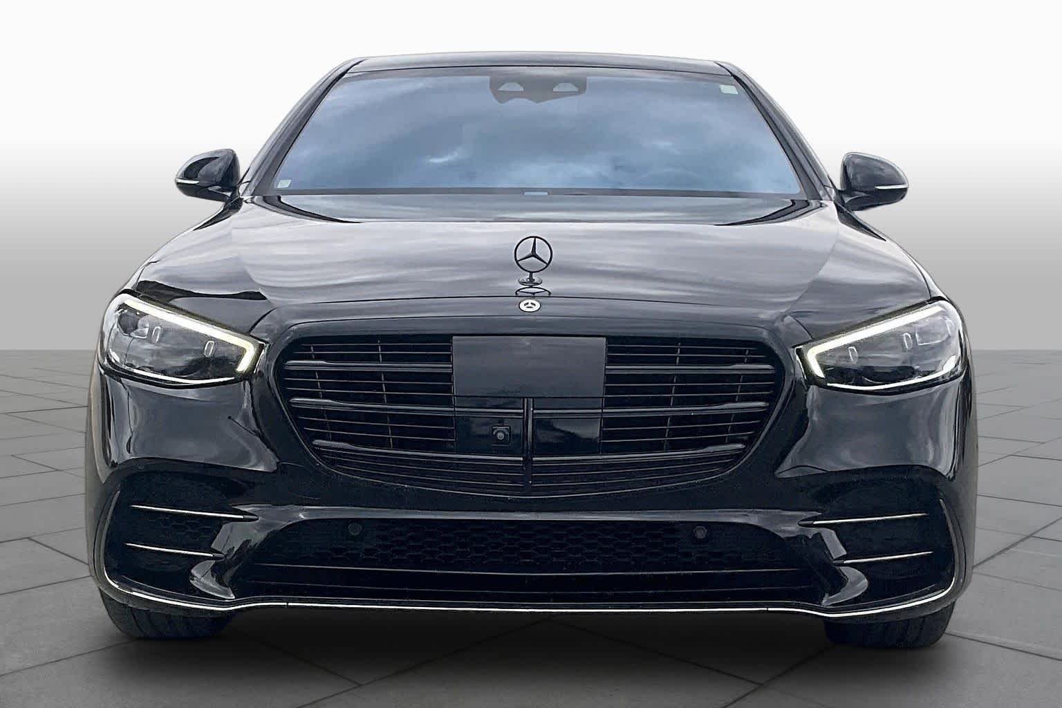 Used 2023 Obsidian Black Mercedes-Benz S 580 image 4