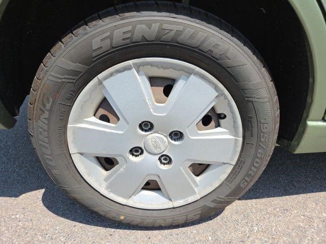 Used 2007 Green Ford S image 21