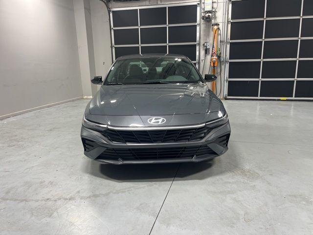 New 2026 Gray Hyundai SEL Sport image 2