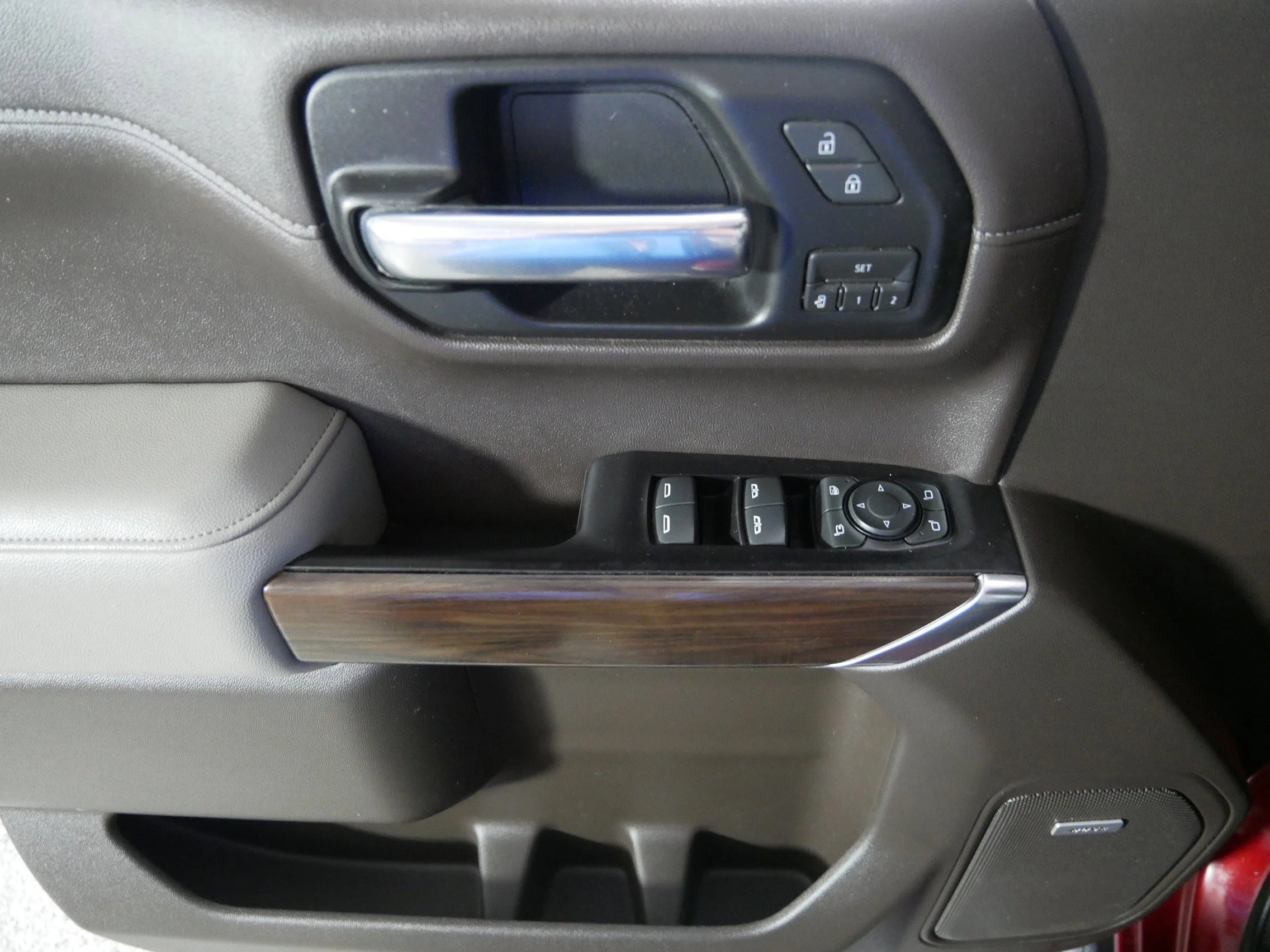 Used 2019 Red Quartz Tintcoat GMC SLT image 19