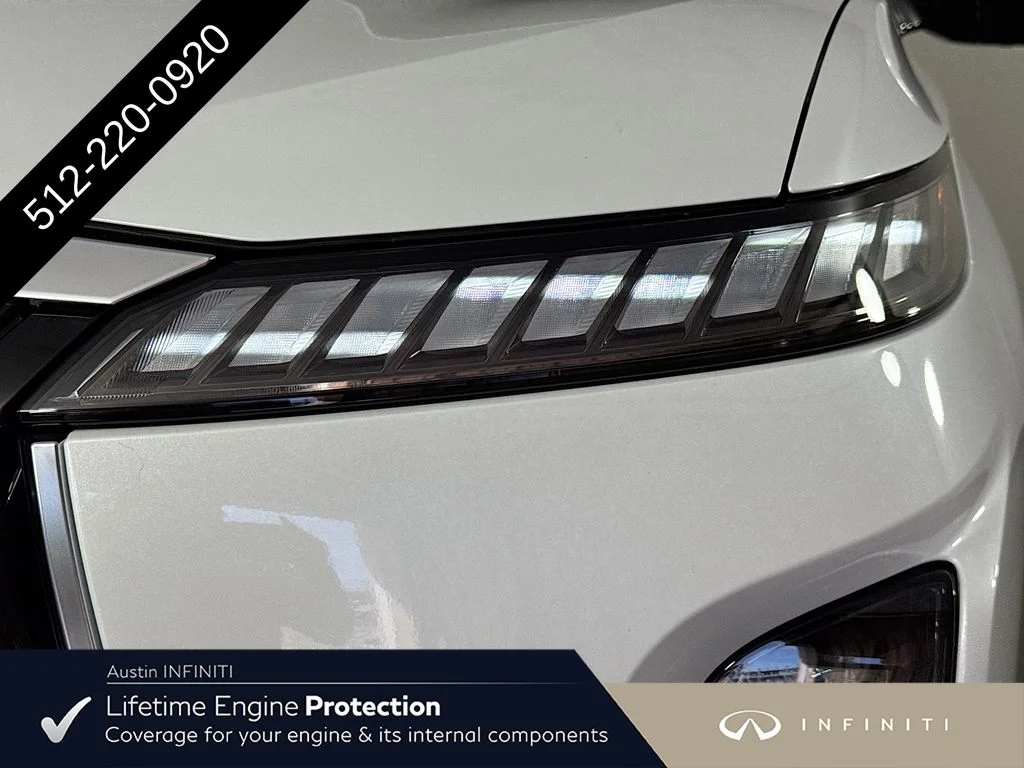 New 2027 White INFINITI LUXE image 42