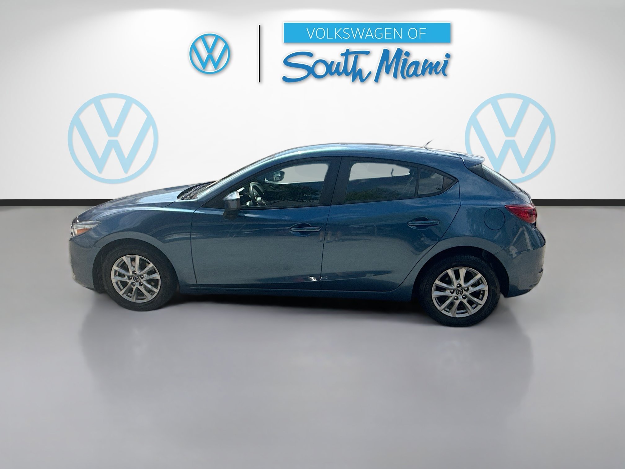 Used 2018 Eternal Blue Mica Mazda Sport image 3