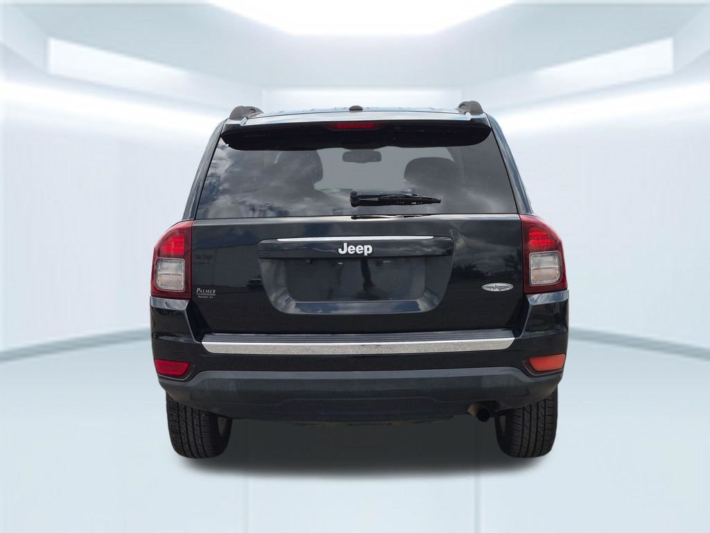 Used 2014 Black Clearcoat Jeep Latitude image 5