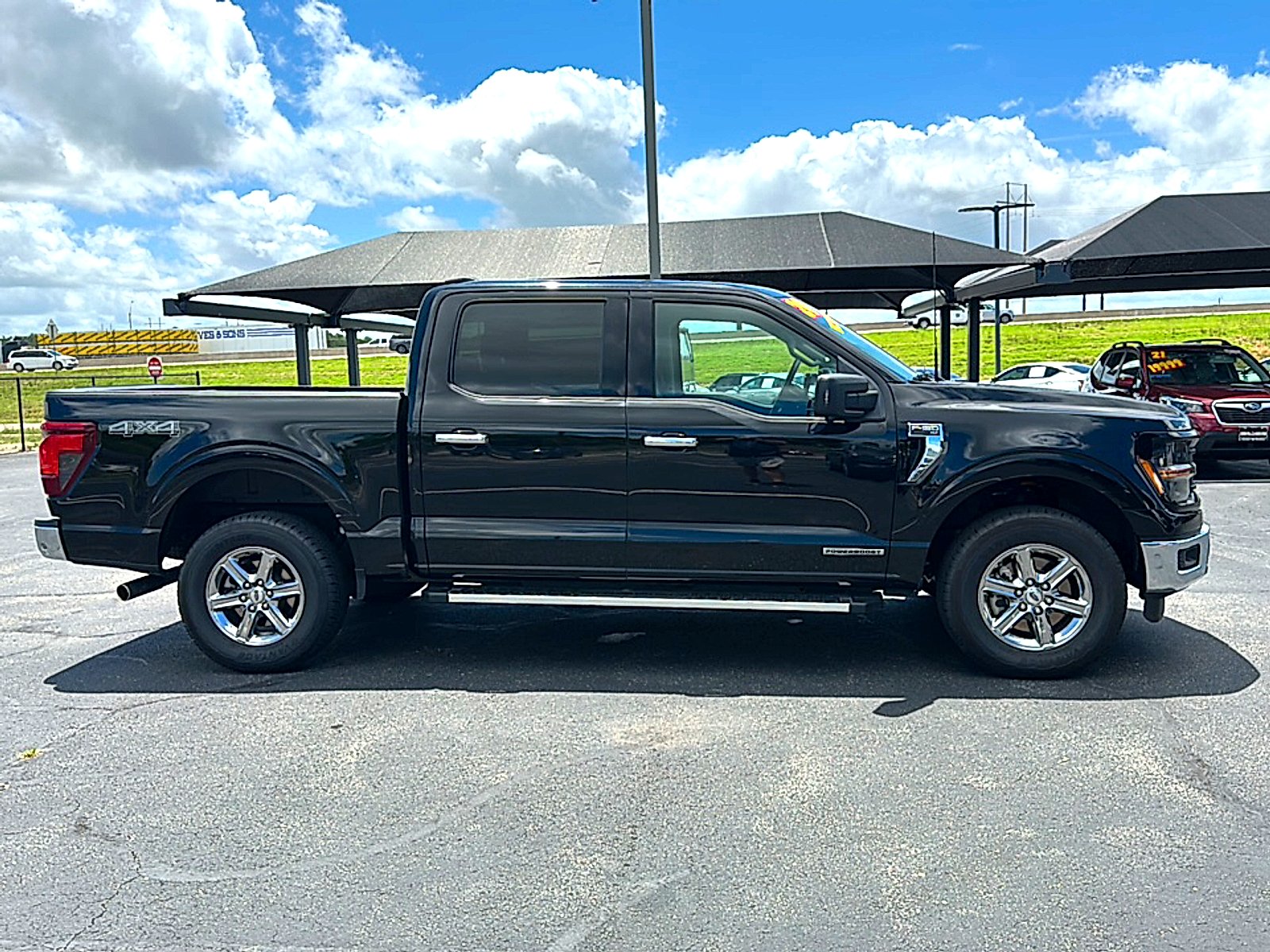 Used 2024 Agate Black Metallic Ford XLT image 9
