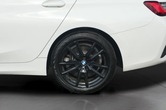 Used 2021 White BMW 330i xDrive image 40