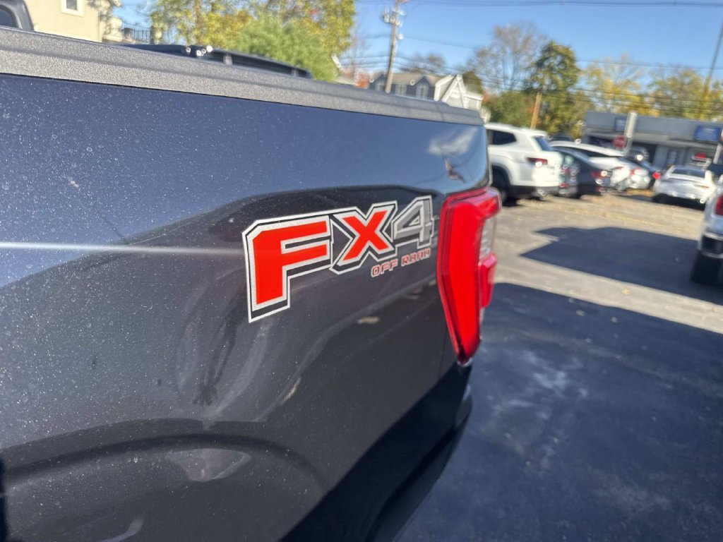Used 2022 Black Ford Lariat image 12