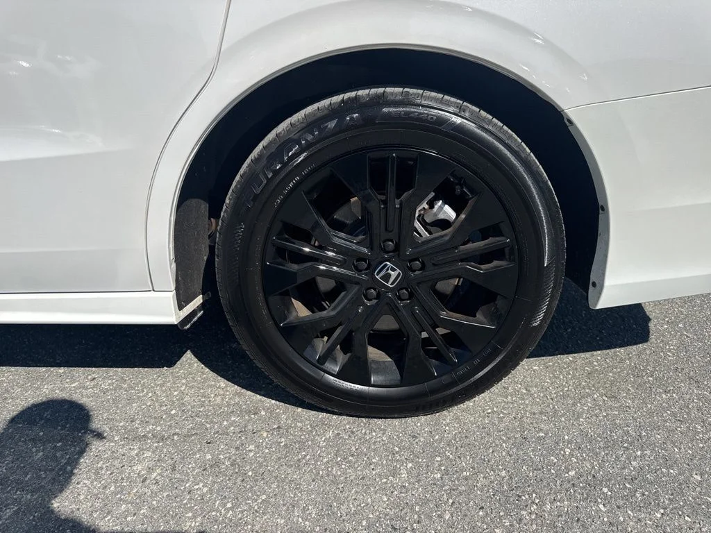 Used 2025 White Honda Sport-L image 33