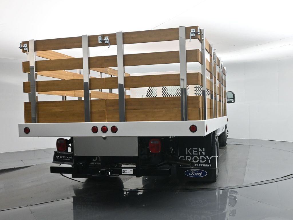 New 2026 Oxford White Ford XL image 49