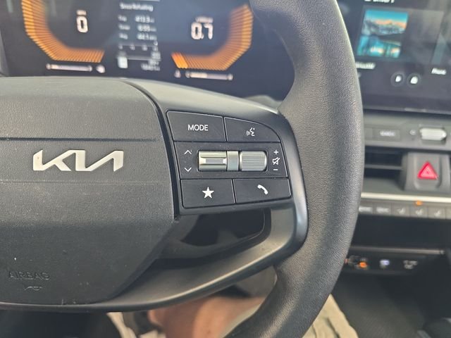 Certified Used 2025 Gray Kia LXS image 18