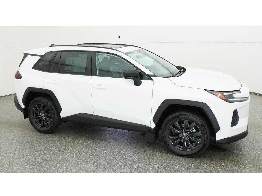 New 2026 Ice Toyota XLE Premium image 12