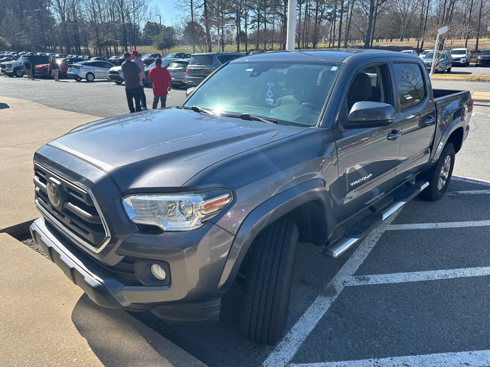 Used 2019 Toyota Tacoma SR5 with VIN 5TFAZ5CN2KX086131 for sale in Little Rock