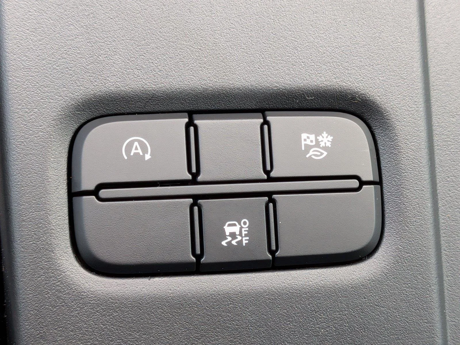New 2026 Avalanche Ford XLT image 25