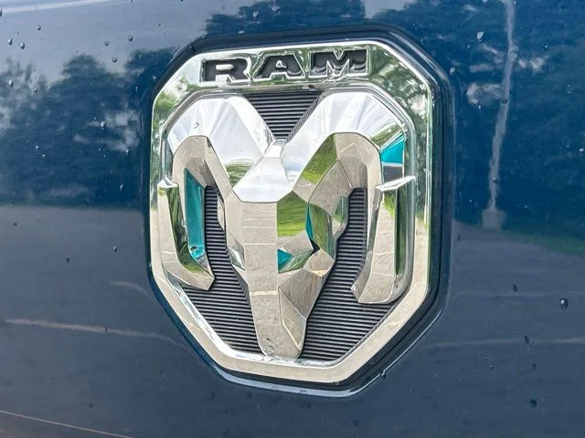 Used 2021 Blue Ram Laramie image 17