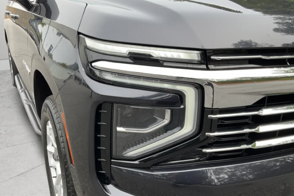 2025 Chevrolet Suburban LT - Photo 26