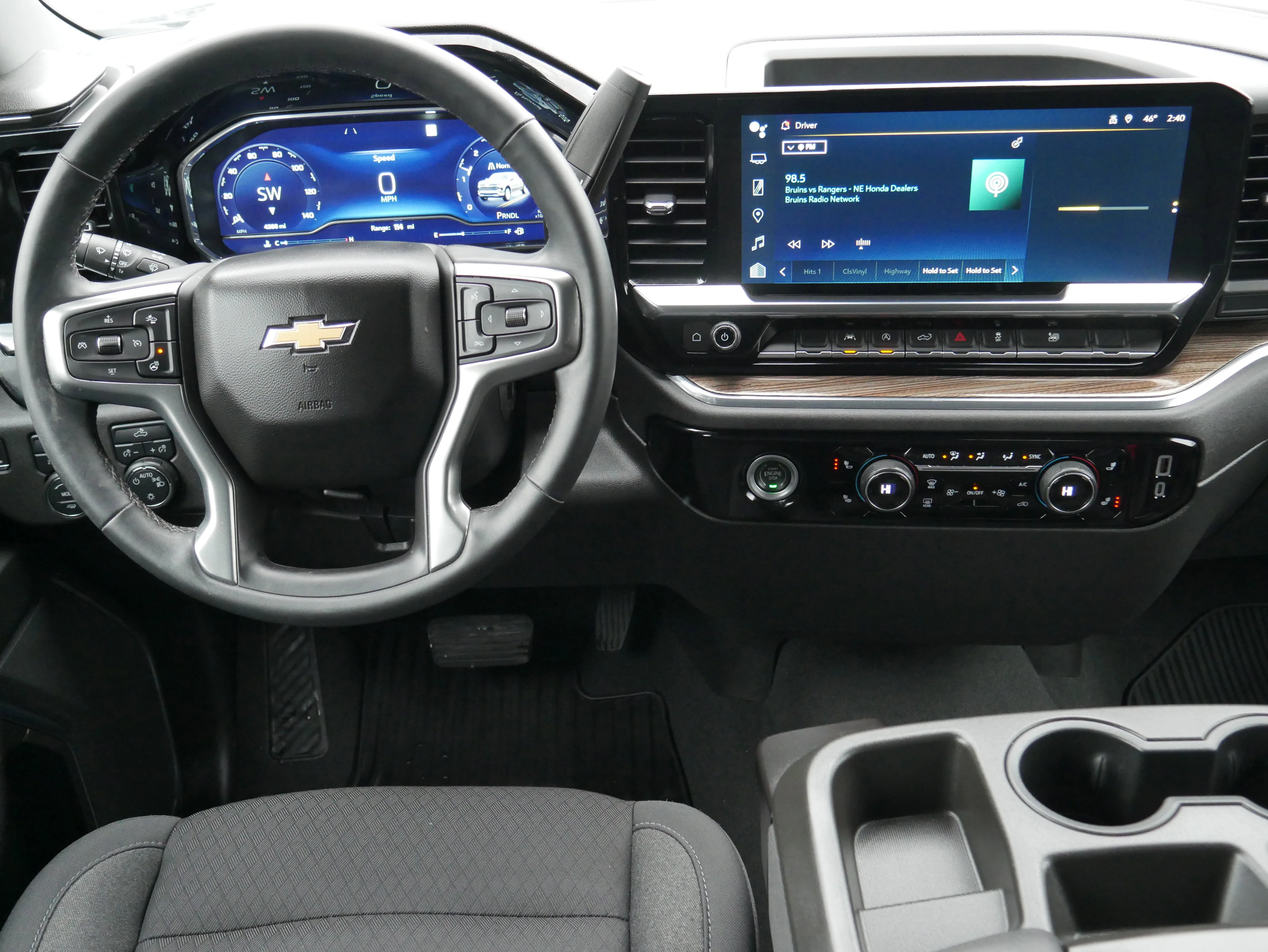 2023 Chevrolet Silverado 1500 LT - Photo 18