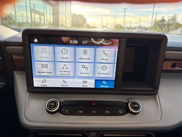 Used 2022 Orange Ford Lariat image 20