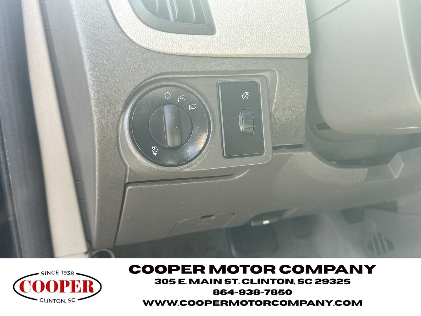 Used 2010 BLACK Ford SE image 26