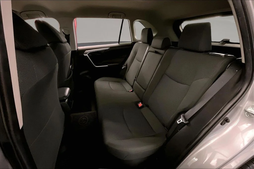 Used 2022 Silver Toyota LE image 30