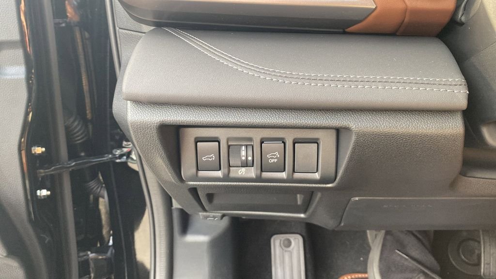 2025 Subaru Outback Touring - Photo 19