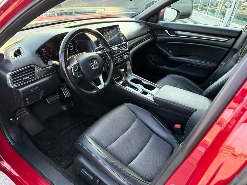 Used 2018 Red Honda Sport image 16