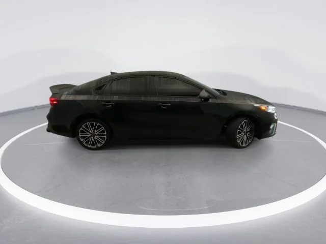 Used 2022 Black Kia GT image 7