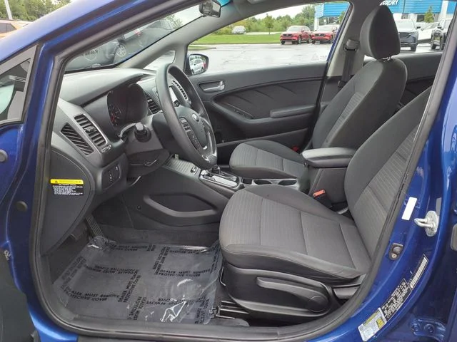 Used 2018 Blue Kia LX image 20