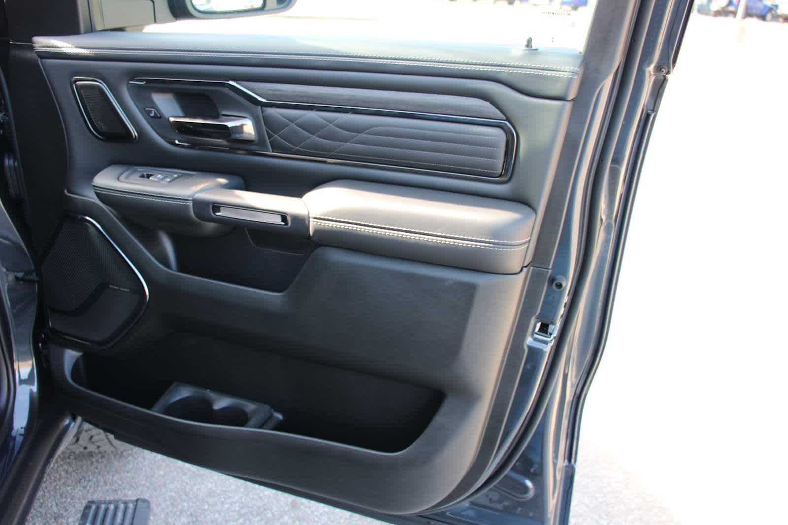2025 RAM 1500 Limited - Photo 48