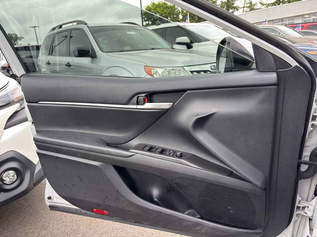 Used 2023 Ice Edge Toyota SE image 8